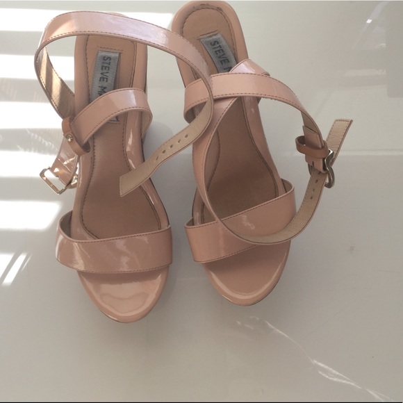 ❌SOLD❌Steve Madden Beachy wedges - Picture 3 of 8